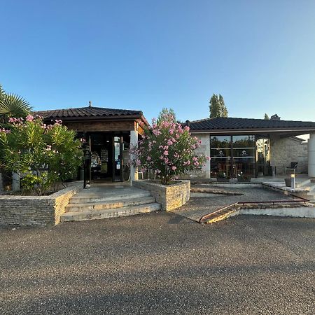 Logis Hotel La Bergerie Hotel 3 Etoiles Restaurant Savoureux Saint-Pierre-Lafeuille Ngoại thất bức ảnh