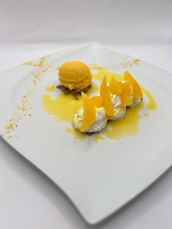 Logis Hotel La Bergerie Hotel 3 Etoiles Restaurant Savoureux Saint-Pierre-Lafeuille Ngoại thất bức ảnh