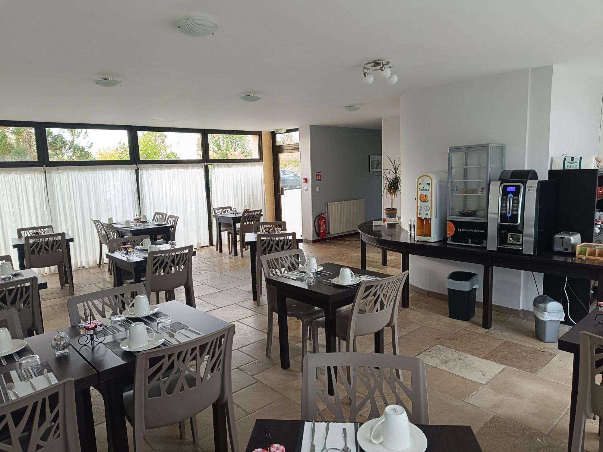 Logis Hotel La Bergerie Hotel 3 Etoiles Restaurant Savoureux Saint-Pierre-Lafeuille Ngoại thất bức ảnh