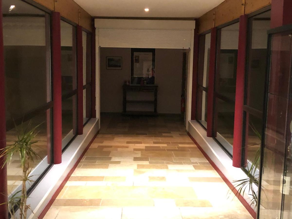 Logis Hotel La Bergerie Hotel 3 Etoiles Restaurant Savoureux Saint-Pierre-Lafeuille Ngoại thất bức ảnh